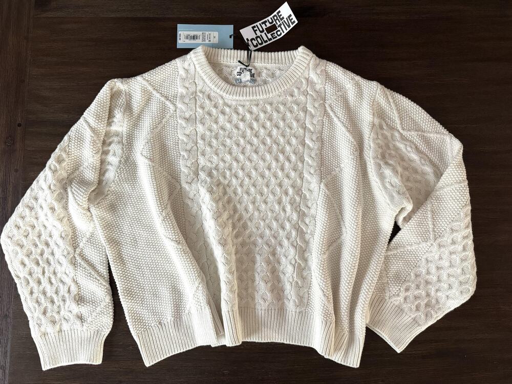 Future Collective Sweater Womens 2X White Cable Knit Raglan Pullover Crew Neck